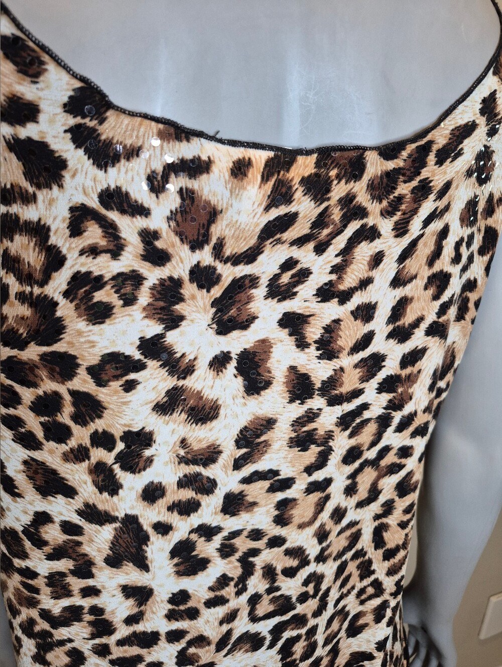Leopard-Print Scoop Neck Camisole in Brown - Picture 8 of 16